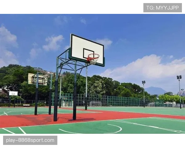 球卡篮筐规则解析：比赛中的具体判定标准